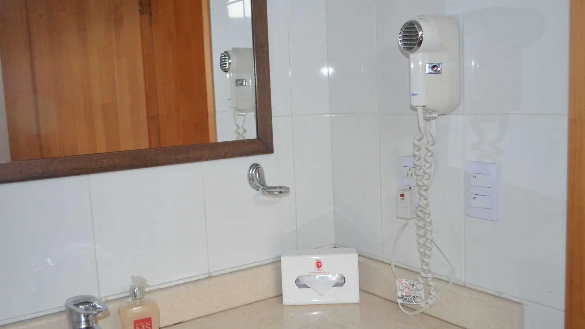 Basic Hotel Centenario By Hoteles Ms Cali
