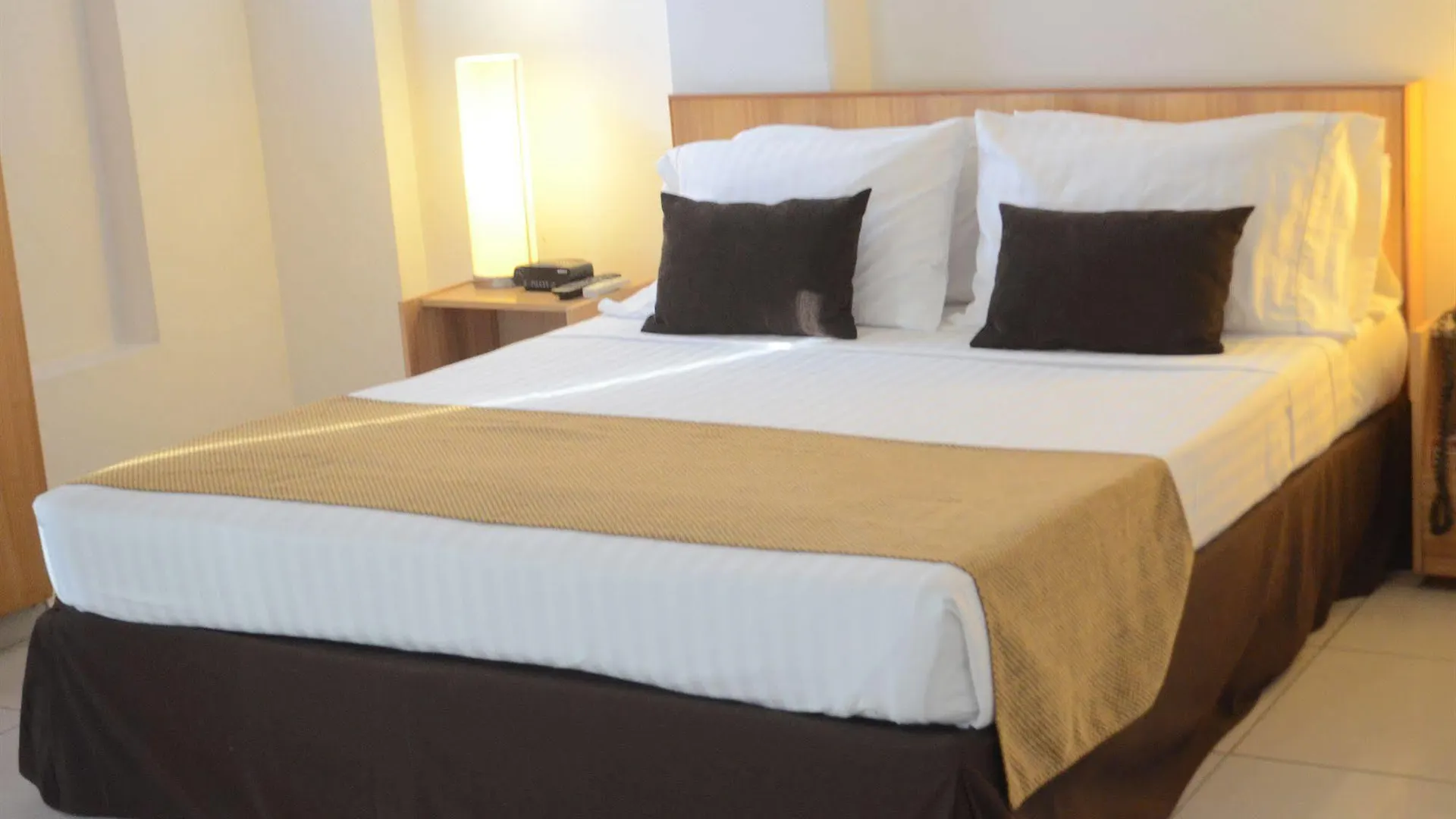 Basic Hotel Centenario By Hoteles Ms Cali Colombia